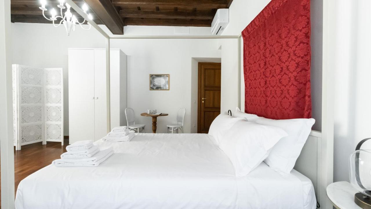 Italianway - Barberini Elegantia Apartamento